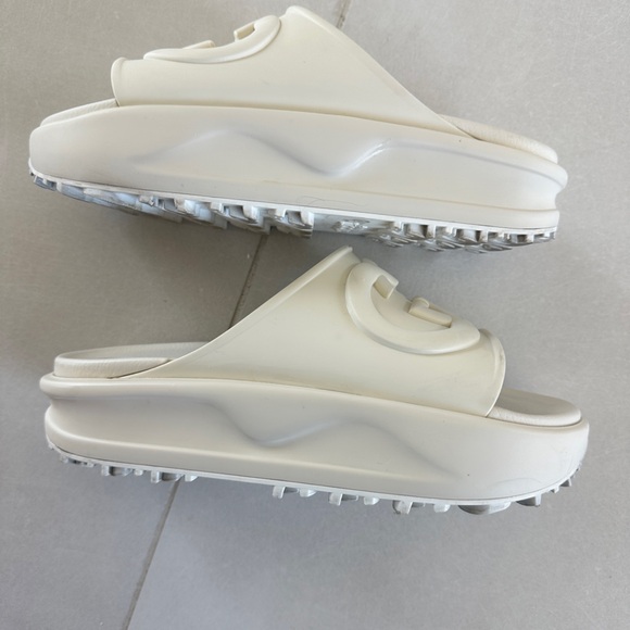 Gucci interlocking G pool slide - Picture 8 of 15